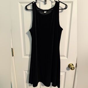 Old Navy Black Velvet Dress Size L